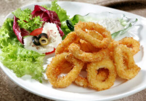 Mực ống chiên giòn – cách làm ngon đúng chuẩn nhà hàng cực dễ